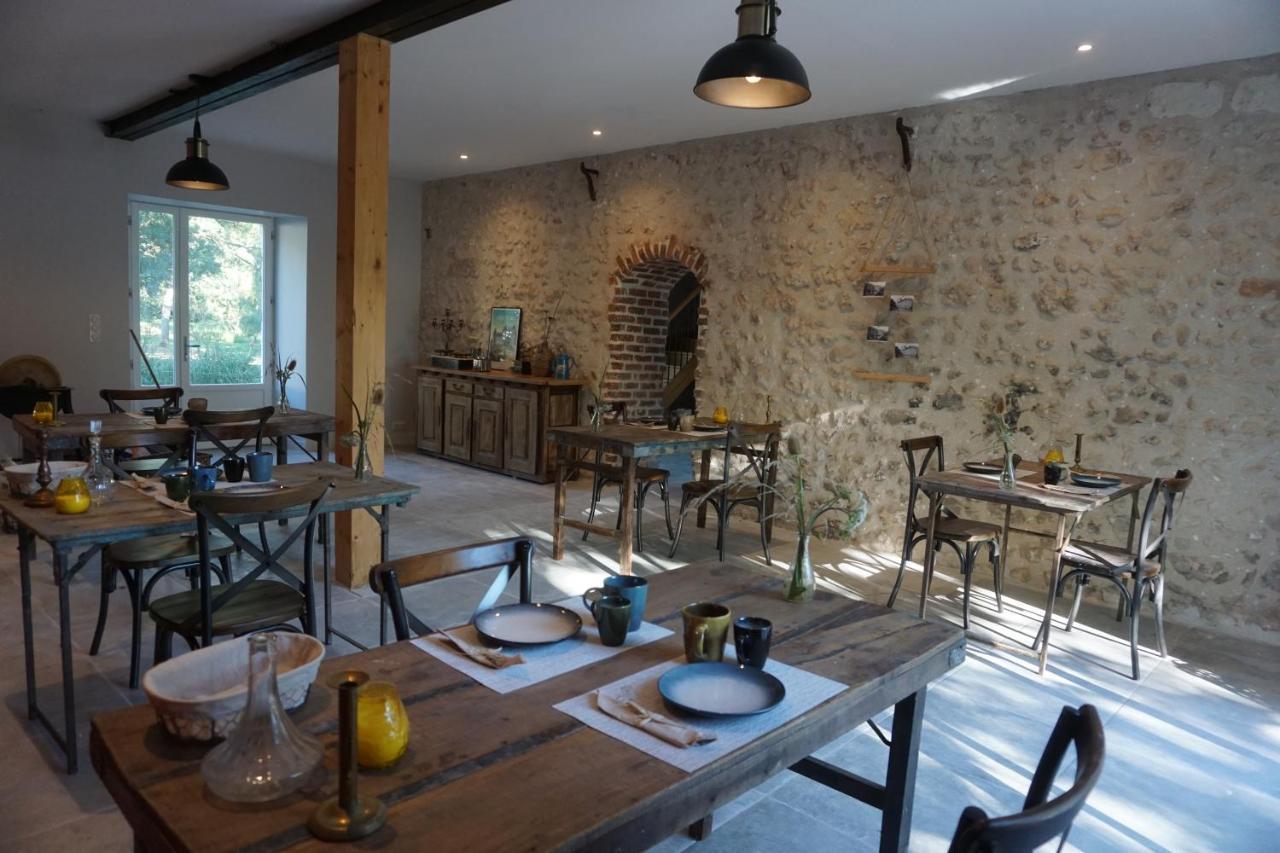 Le Moulin De Moquesouris - Chambres D'Hotes Et Table D'Hote Nazelles-Negron Luaran gambar